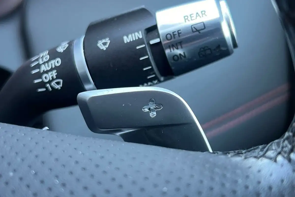 2021-land-rover-discovery-sport-20-d200-r-dynamic-hse-big-60
