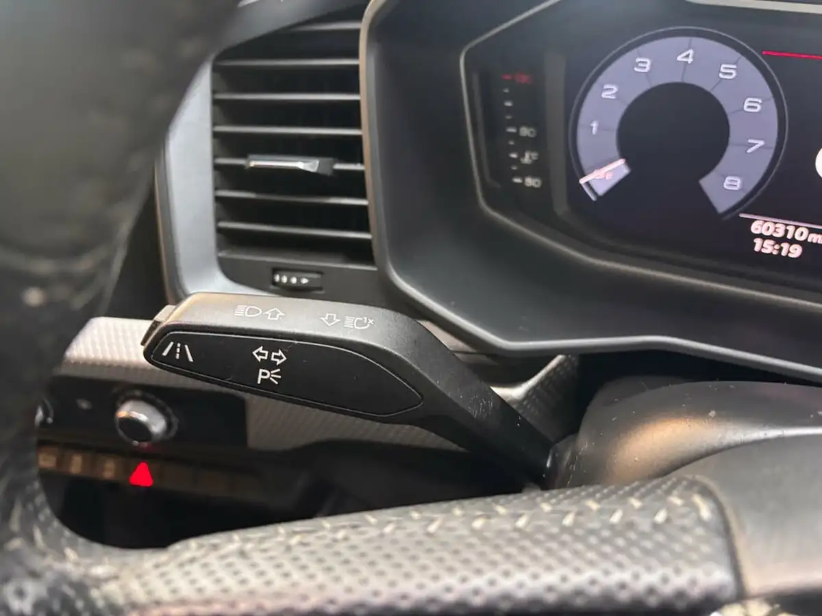 2019-audi-a1-10-30-tfsi-s-line-tronic-big-35