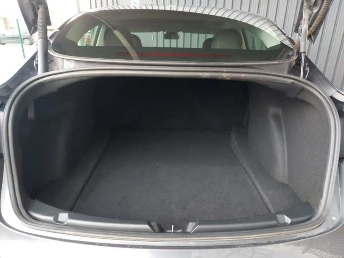 2021-tesla-model-3-e-long-range-awd-big-7