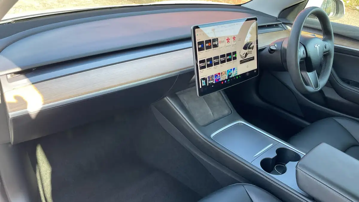 2021-tesla-model-3-e-standard-plus-big-9