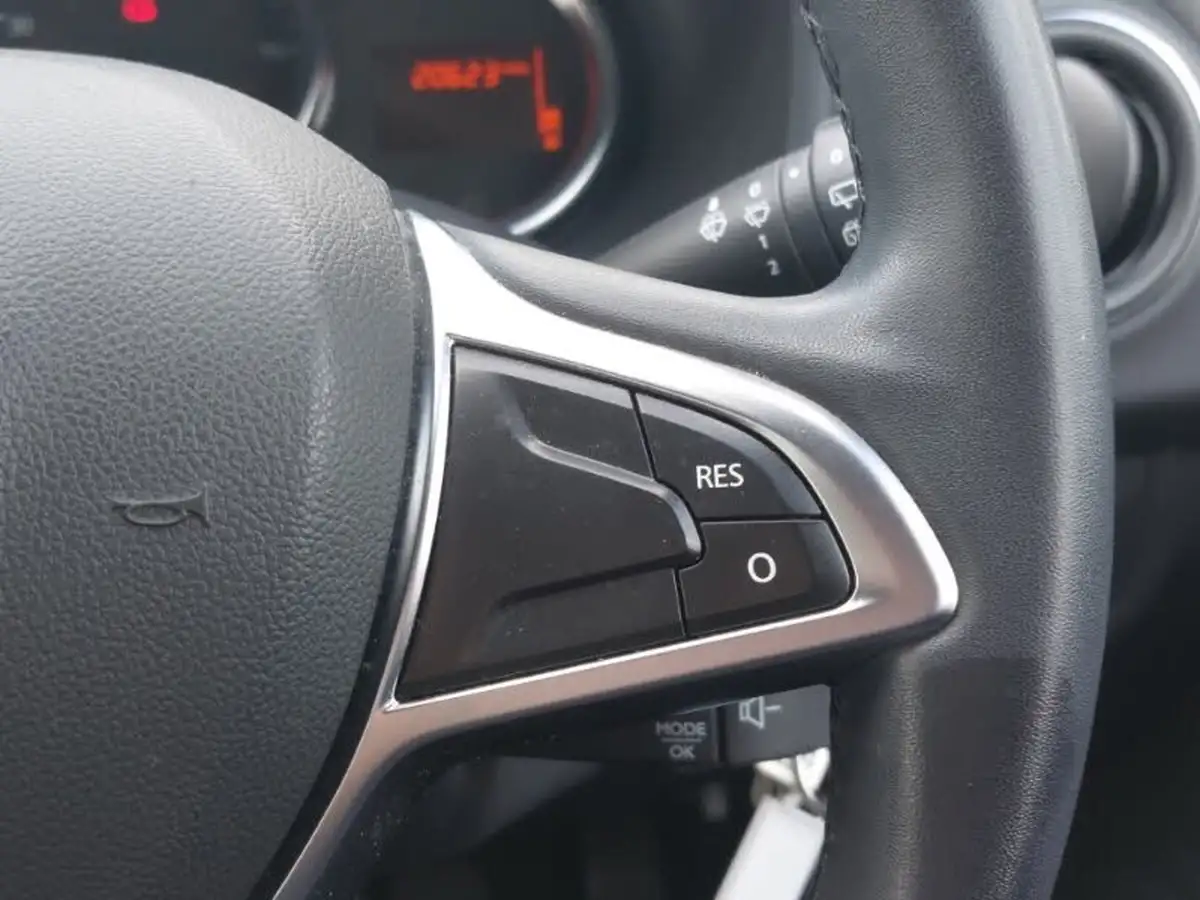 2020-dacia-sandero-stepway-09-tce-se-twenty-big-16