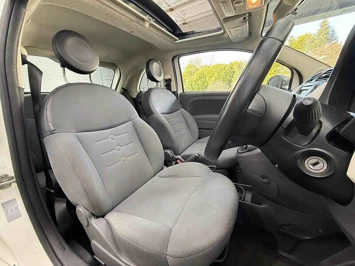 2009-fiat-500-12-pop-big-23