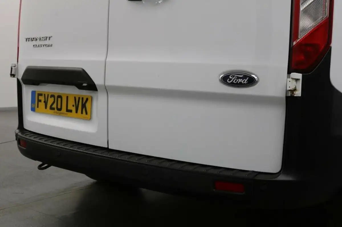 2020-ford-transit-custom-20tdci-280-l1h1-leader-105pseu6dt-panel-van-big-67