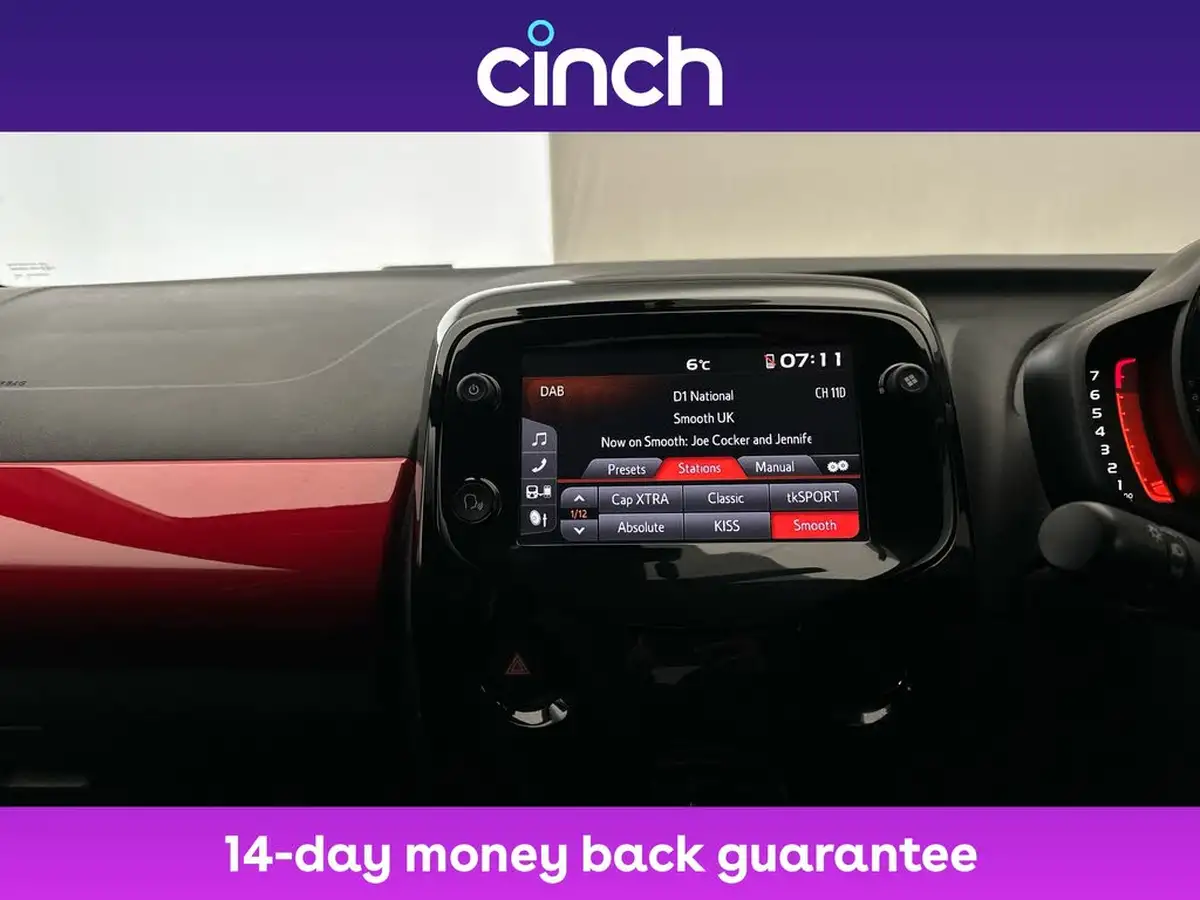 2021-toyota-aygo-10-vvt-i-x-clusiv-big-11