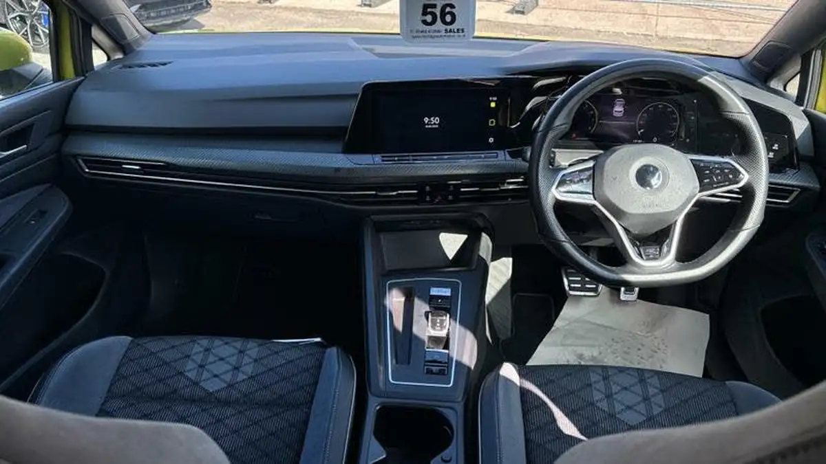 2022-volkswagen-golf-15-etsi-r-line-150ps-hatchback-big-8
