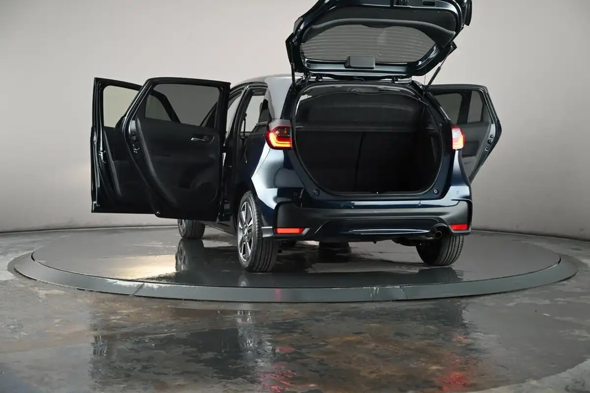 2025-honda-jazz-15-i-mmd-advance-big-54