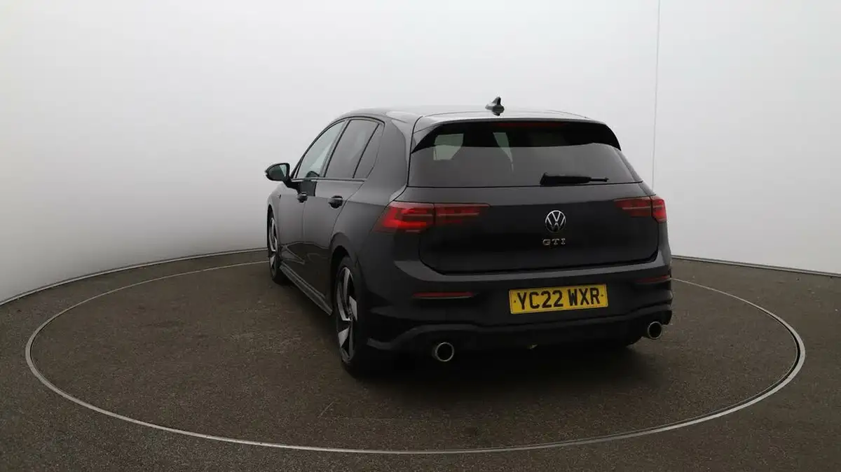 2022-volkswagen-golf-20-tsi-gti-dsg-big-52