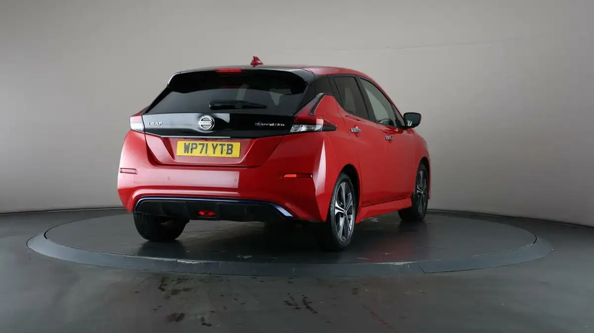 2022-nissan-leaf-e-tekna-big-61
