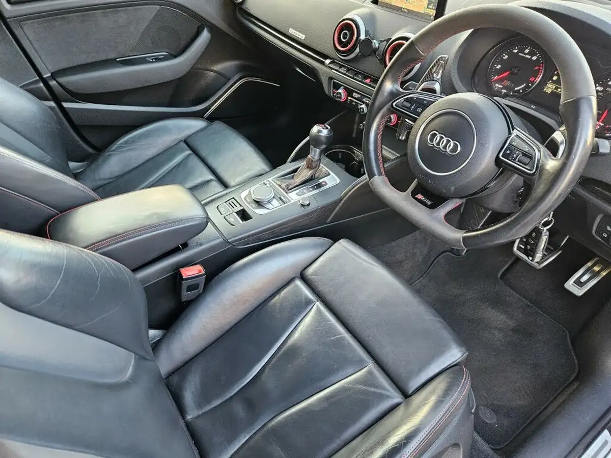 2016-audi-rs3-25-tfsi-quattro-nav-big-12