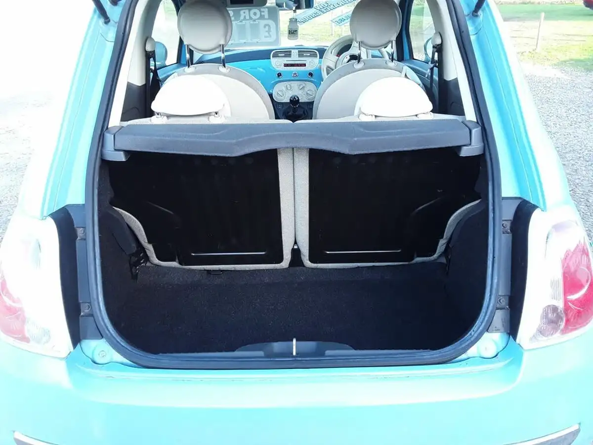 2013-fiat-500-lounge-big-16