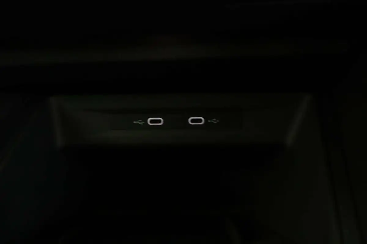 2022-cupra-formentor-15-tsi-v2-dsg-big-50