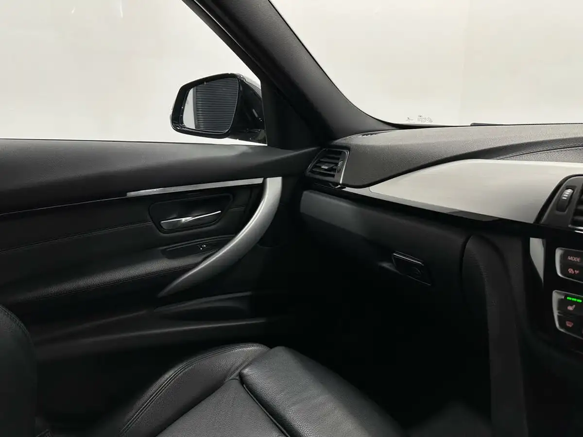 2018-bmw-3-series-20-320i-xdrive-m-sport-touring-5d-auto-big-24