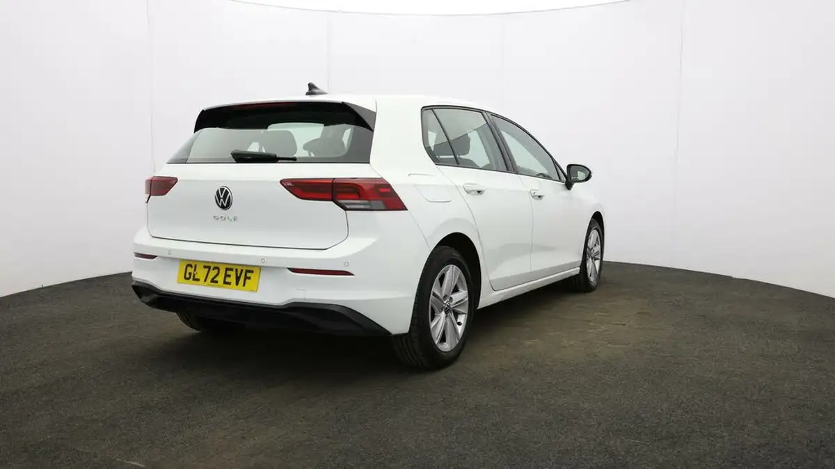 2022-volkswagen-golf-15-tsi-life-150ps-hatchback-big-51