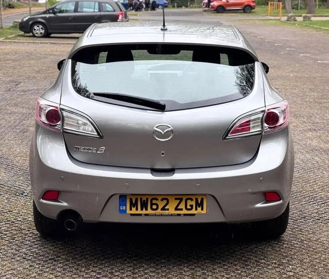 2013-mazda-mazda3-16-tamura-auto-big-8