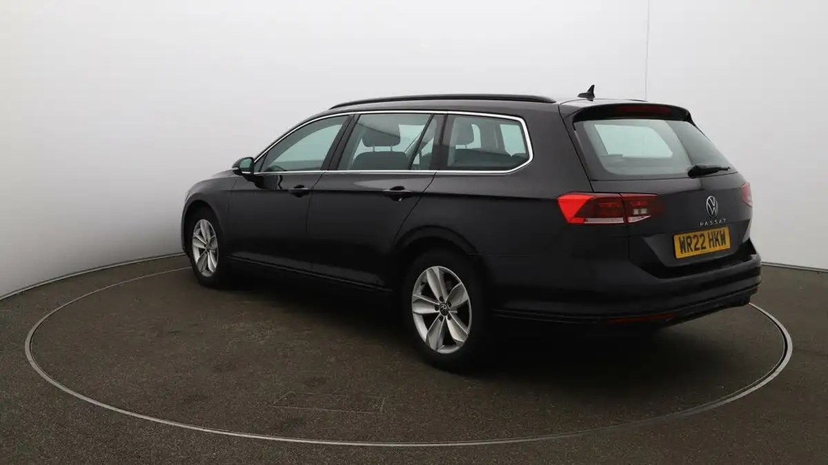 2022-volkswagen-passat-20tdi-se-nav-150ps-estate-5d-dsg-big-53