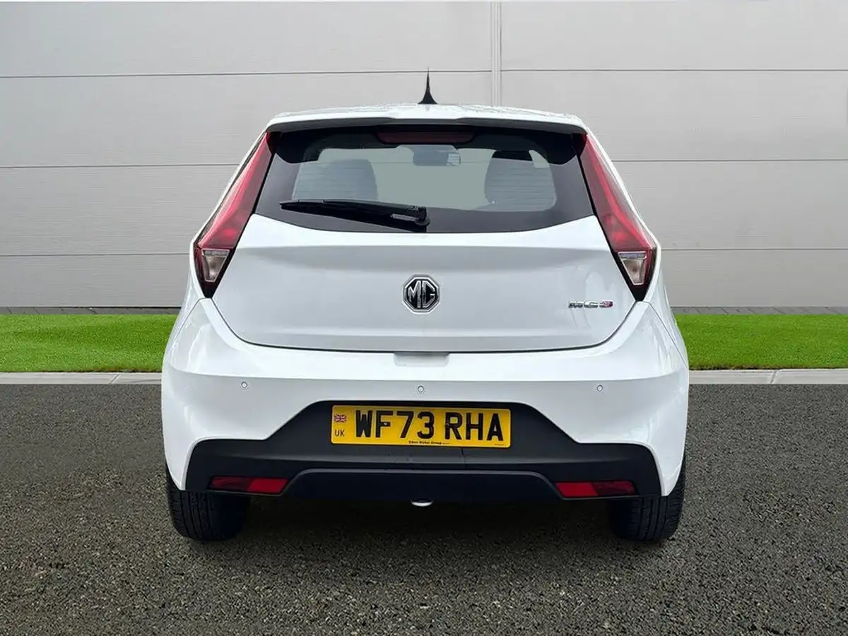 2023-mg-mg3-15-vti-tech-exclusive-nav-big-5