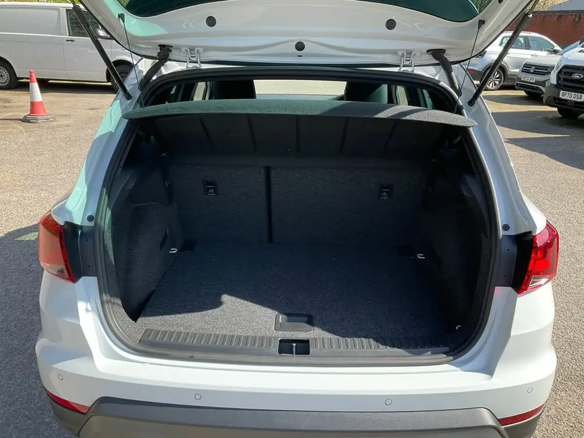 2023-seat-arona-10-tsi-fr-sport-big-13