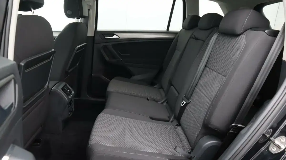 2020-volkswagen-tiguan-allspace-20tdi-match-150ps-4motion-dsg-big-16