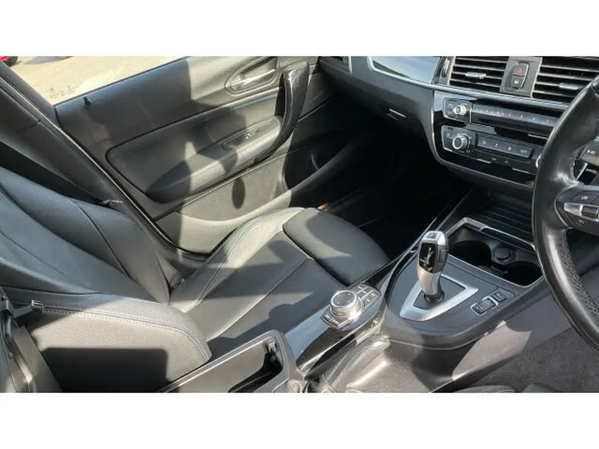 2019-bmw-1-series-15-118i-m-sport-shadow-edition-5d-auto-big-13
