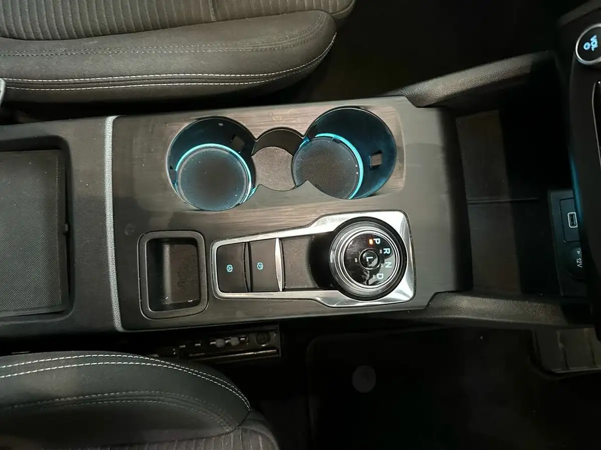 2022-ford-focus-15-titanium-120ps-estate-auto-big-27