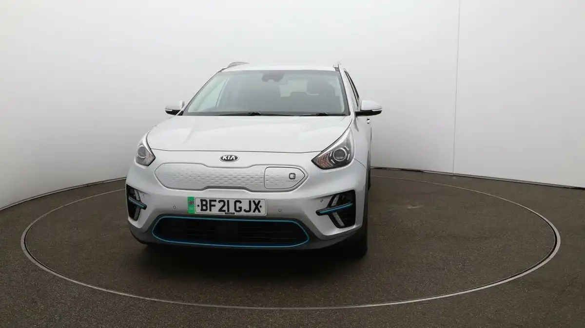 2021-kia-e-niro-ev-3-big-30