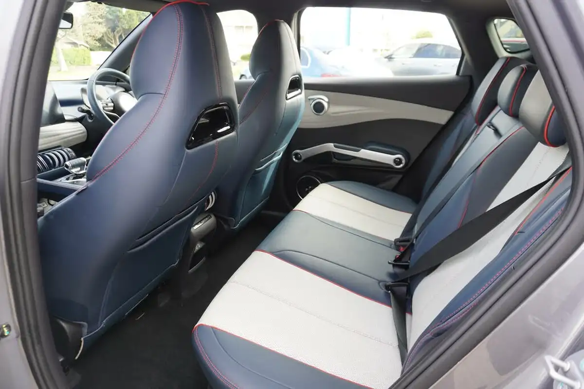 2024-byd-atto-3-e-comfort-big-22