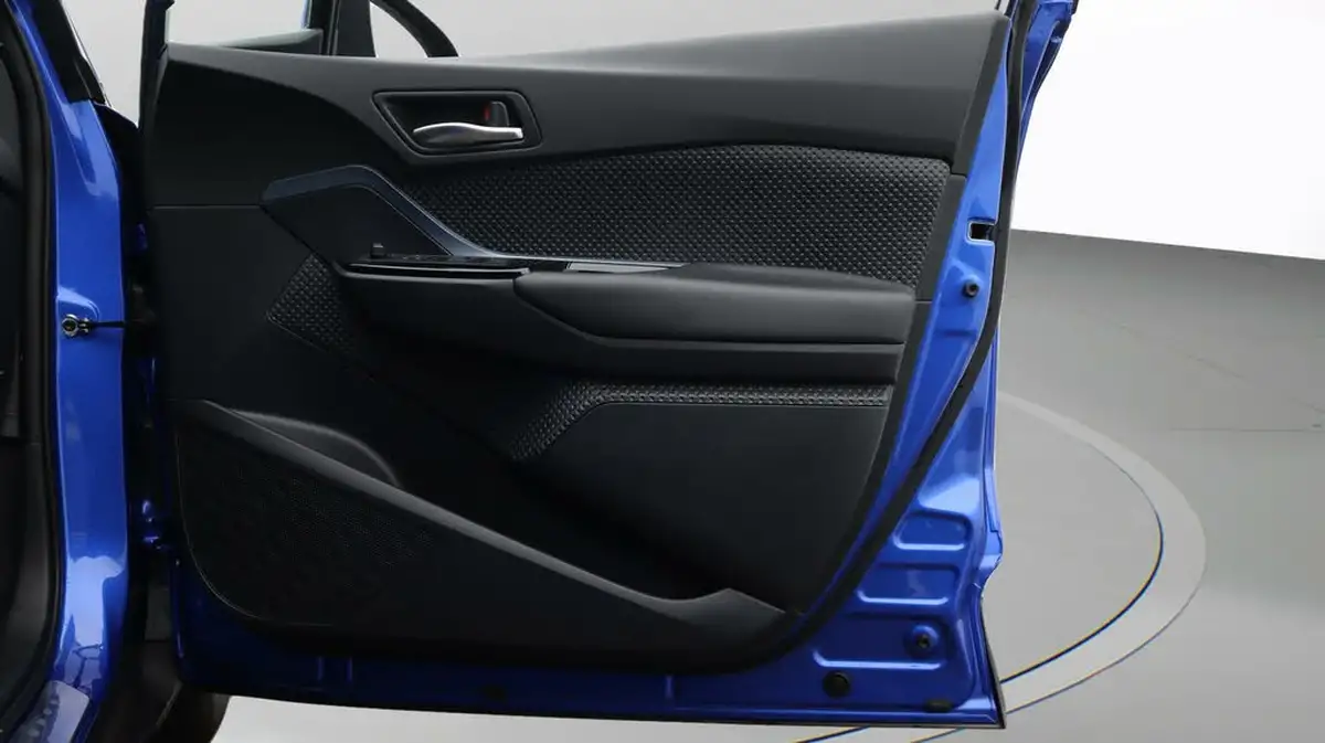 2021-toyota-c-hr-18-vvt-i-design-big-15