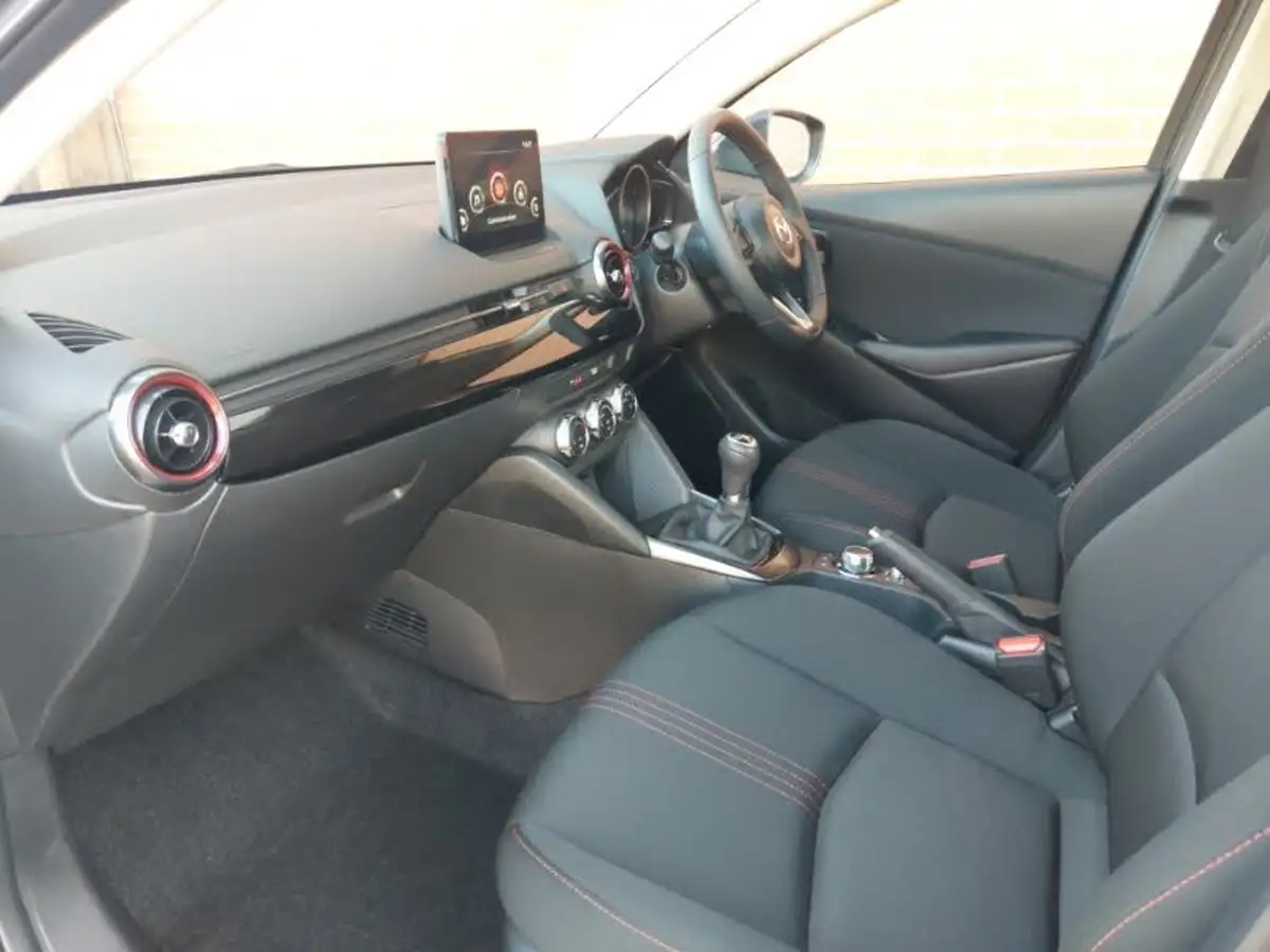2023-mazda-mazda2-15-e-skyactiv-g-homura-big-4