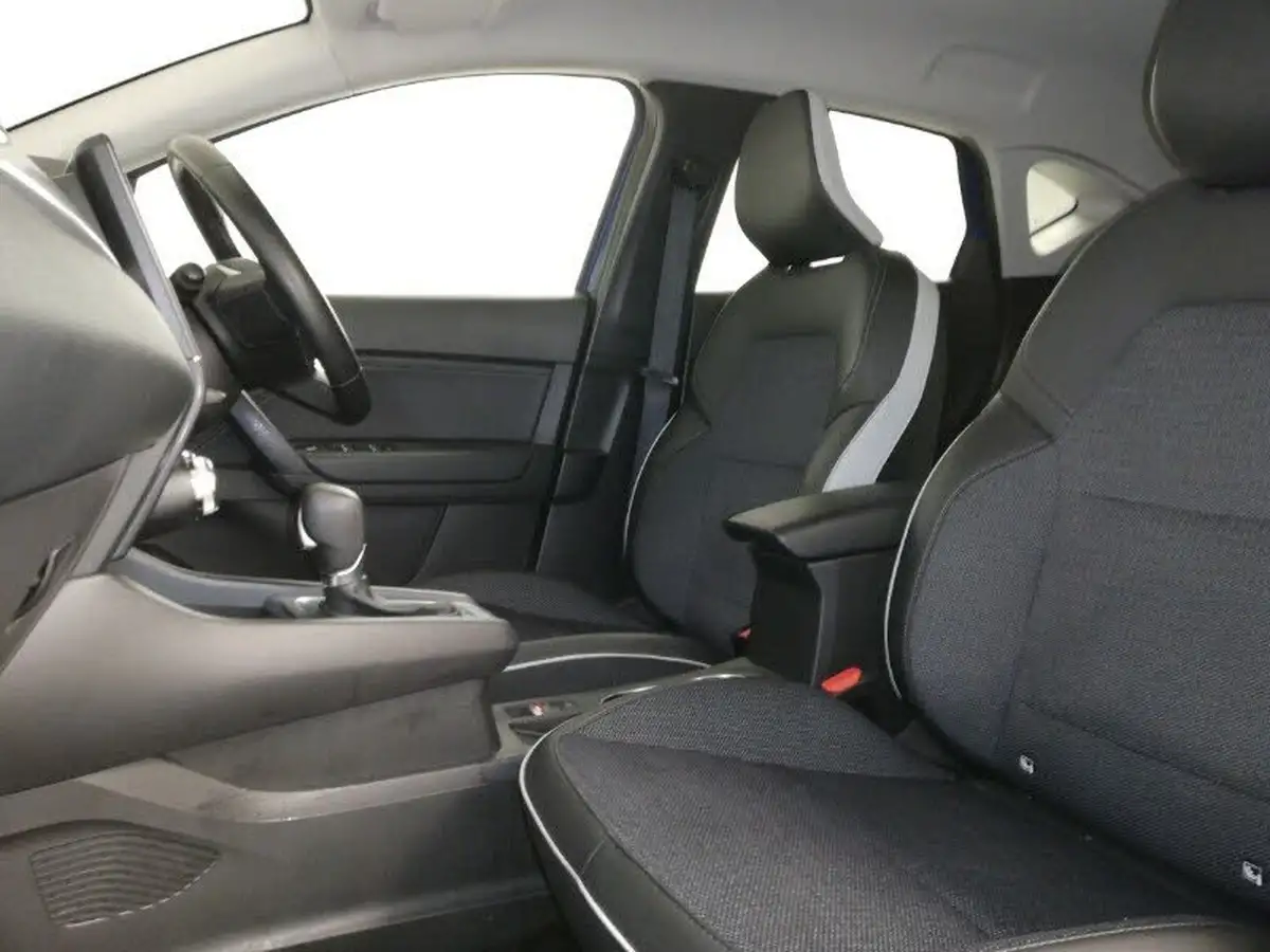 2023-renault-captur-16-techno-160ps-plug-in-big-4