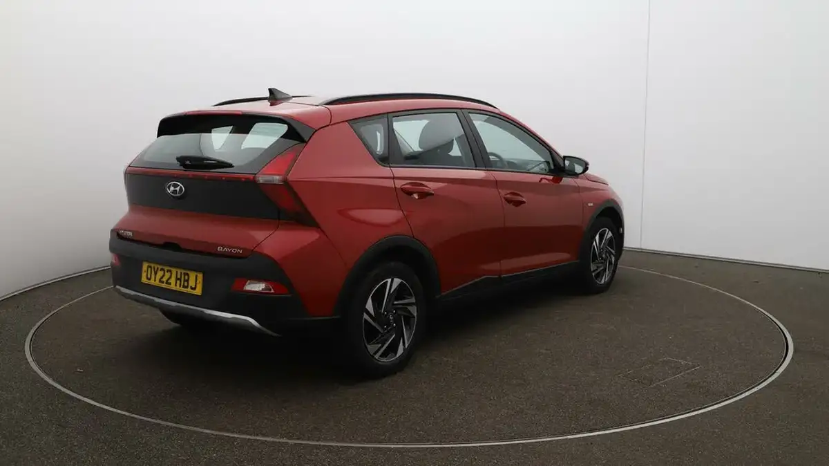 2022-hyundai-bayon-10-t-gdi-se-connect-dct-big-7