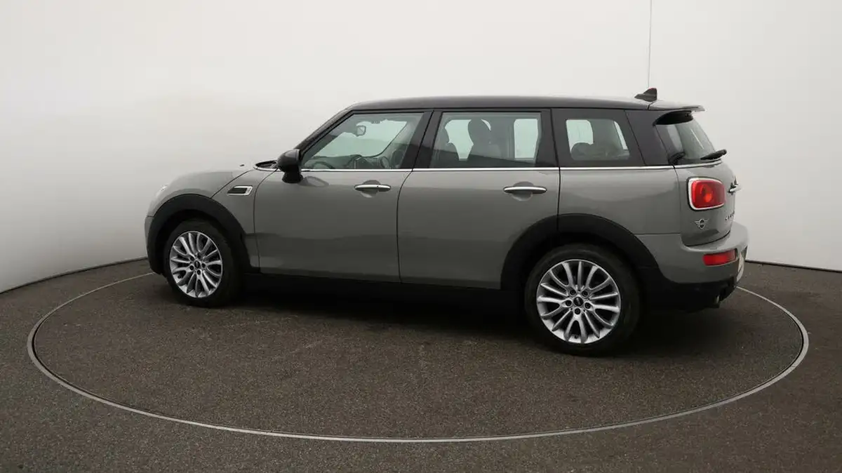 2018-mini-clubman-15-cooper-ss-big-39