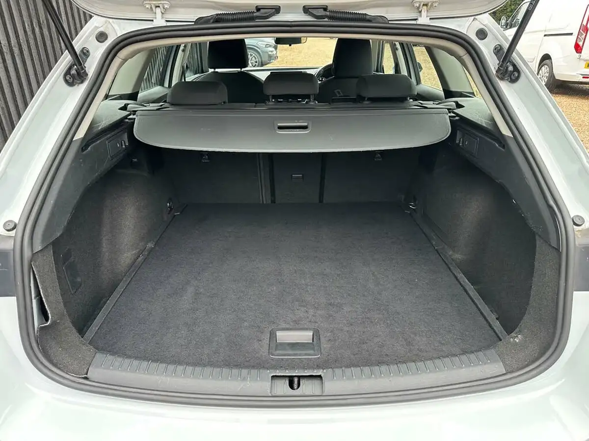 2022-seat-leon-10-tsi-evo-se-estate-big-6