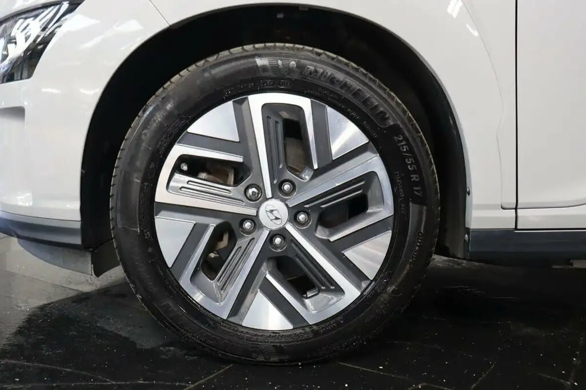 2021-hyundai-kona-e-premium-204ps-64kwh-7kw-obc-big-39