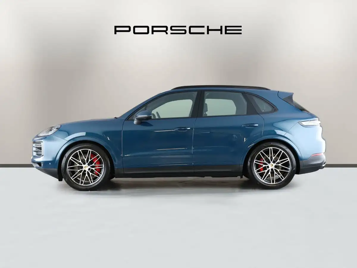 2023-porsche-cayenne-40-v8-station-wagon-big-4