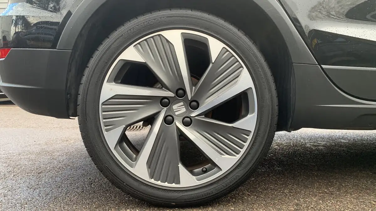2021-seat-arona-10-tsi-fr-sport-110ps-dsg-big-13