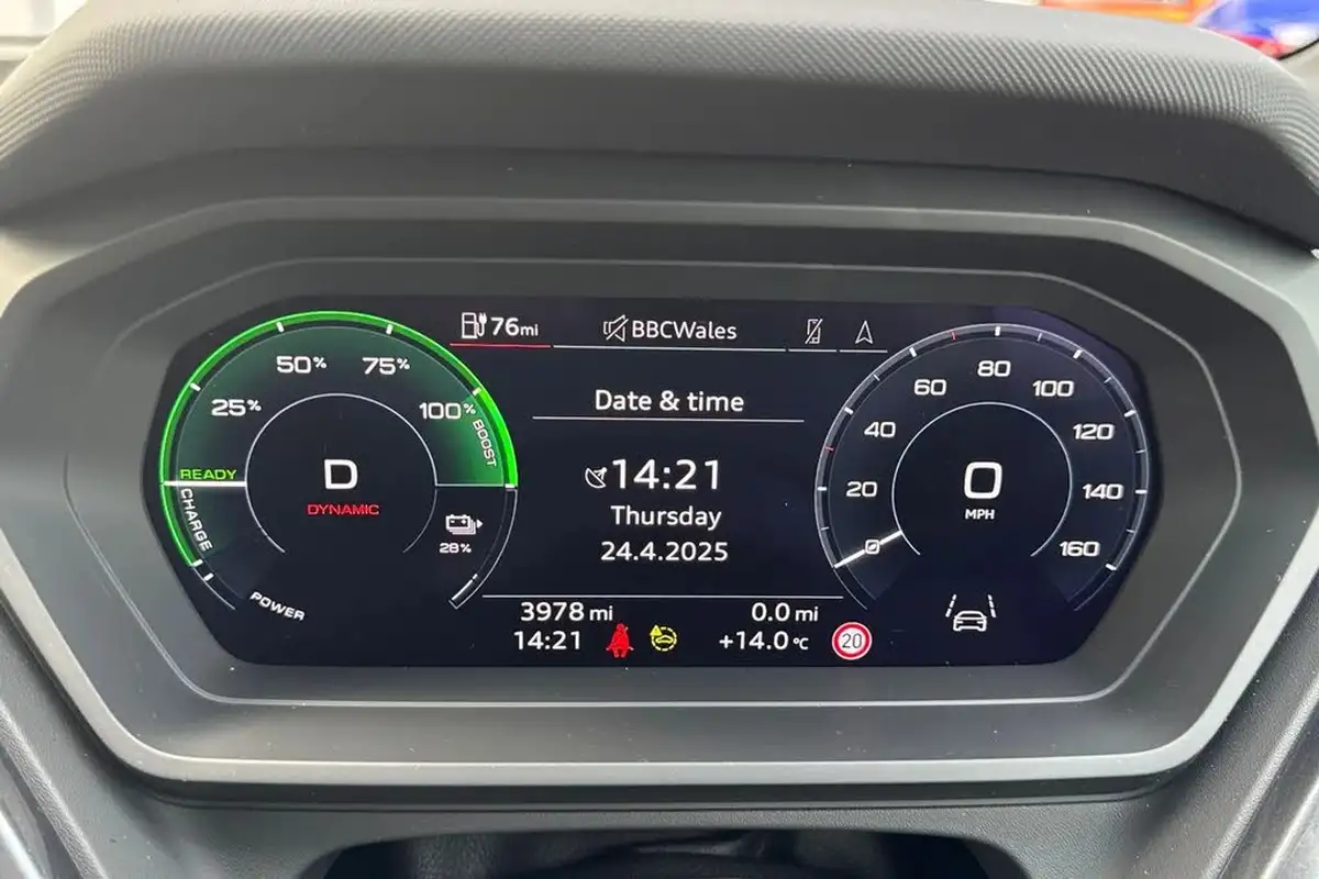 2024-audi-q4-e-tron-45e-black-edition-station-wagon-auto-big-33