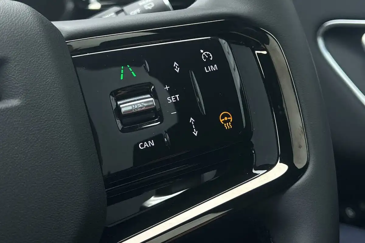 2024-land-rover-range-rover-velar-20-d200-dynamic-se-big-38