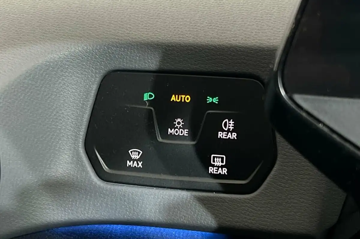 2021-volkswagen-id3-e-life-204ps-58kwh-pro-performance-big-14