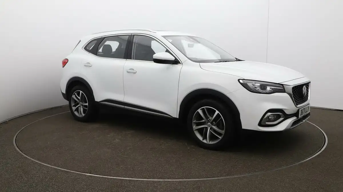 2022-mg-hs-15t-gdi-exclusive-162ps-dct-big-38