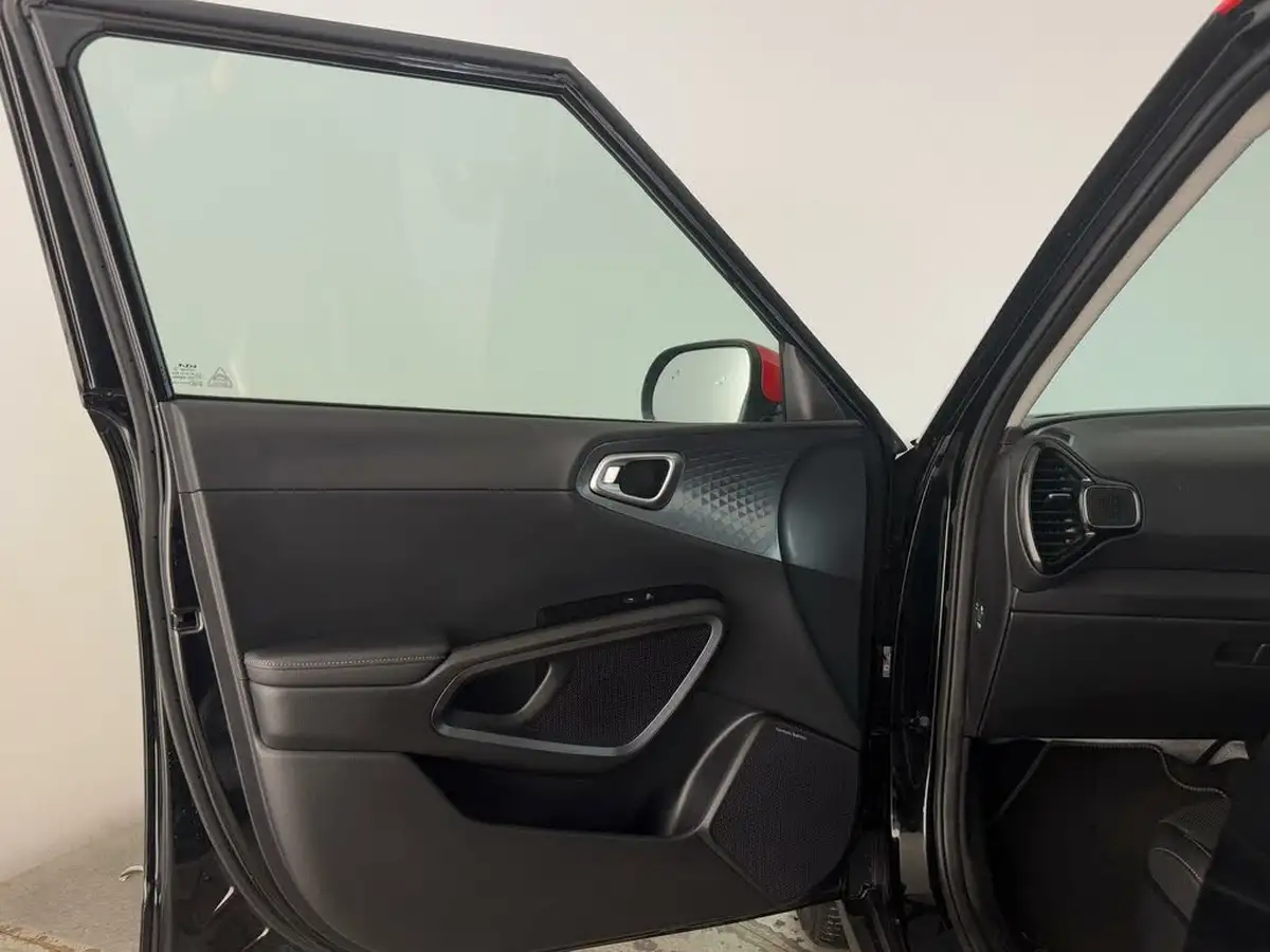 2022-kia-soul-ev-maxx-big-8