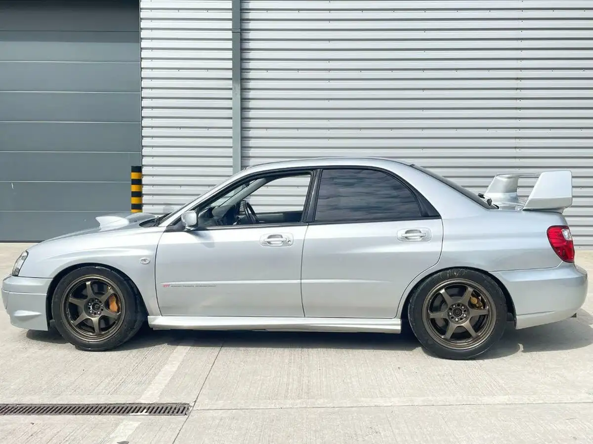 2003-subaru-impreza-20-wrx-turbo-saloon-4d-big-29