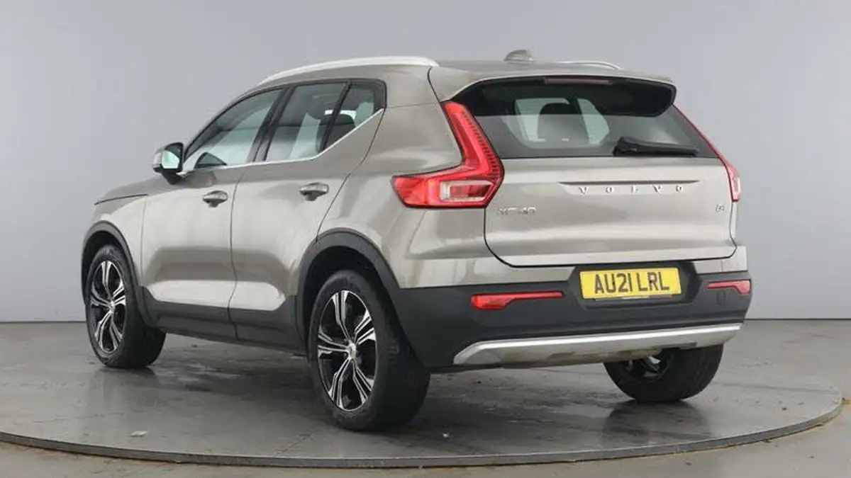 2021-volvo-xc40-20-b4-inscription-pro-194bhp-auto-big-2