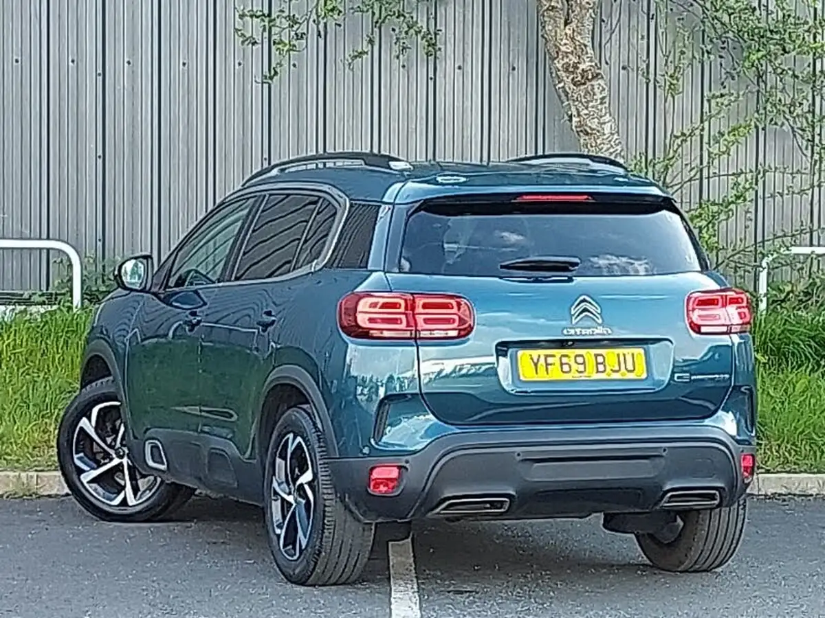 2019-citroen-c5-aircross-12-puretech-flair-big-1
