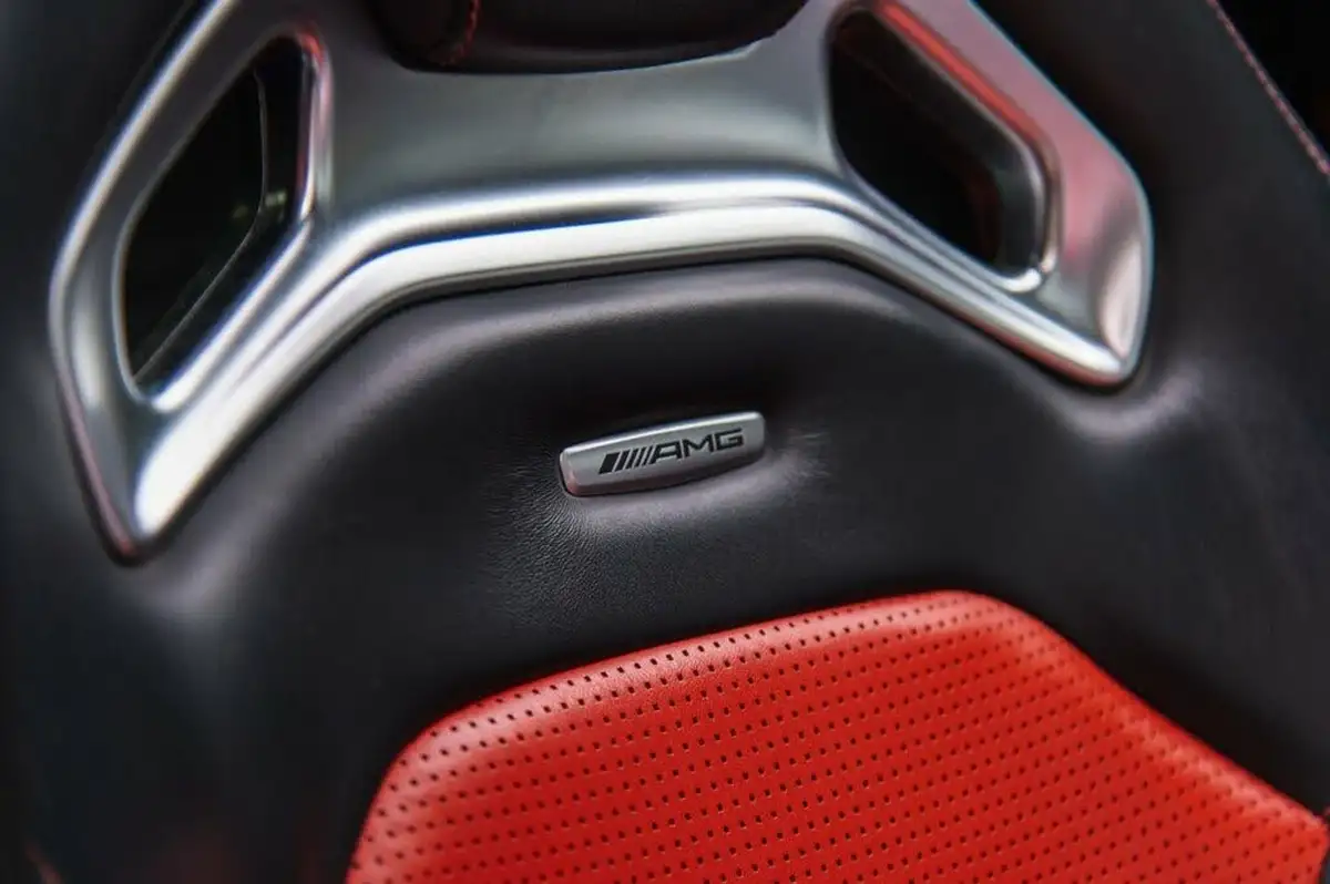 2019-mercedes-benz-c-class-40-c63-amg-s-premium-plus-saloon-4d-big-65