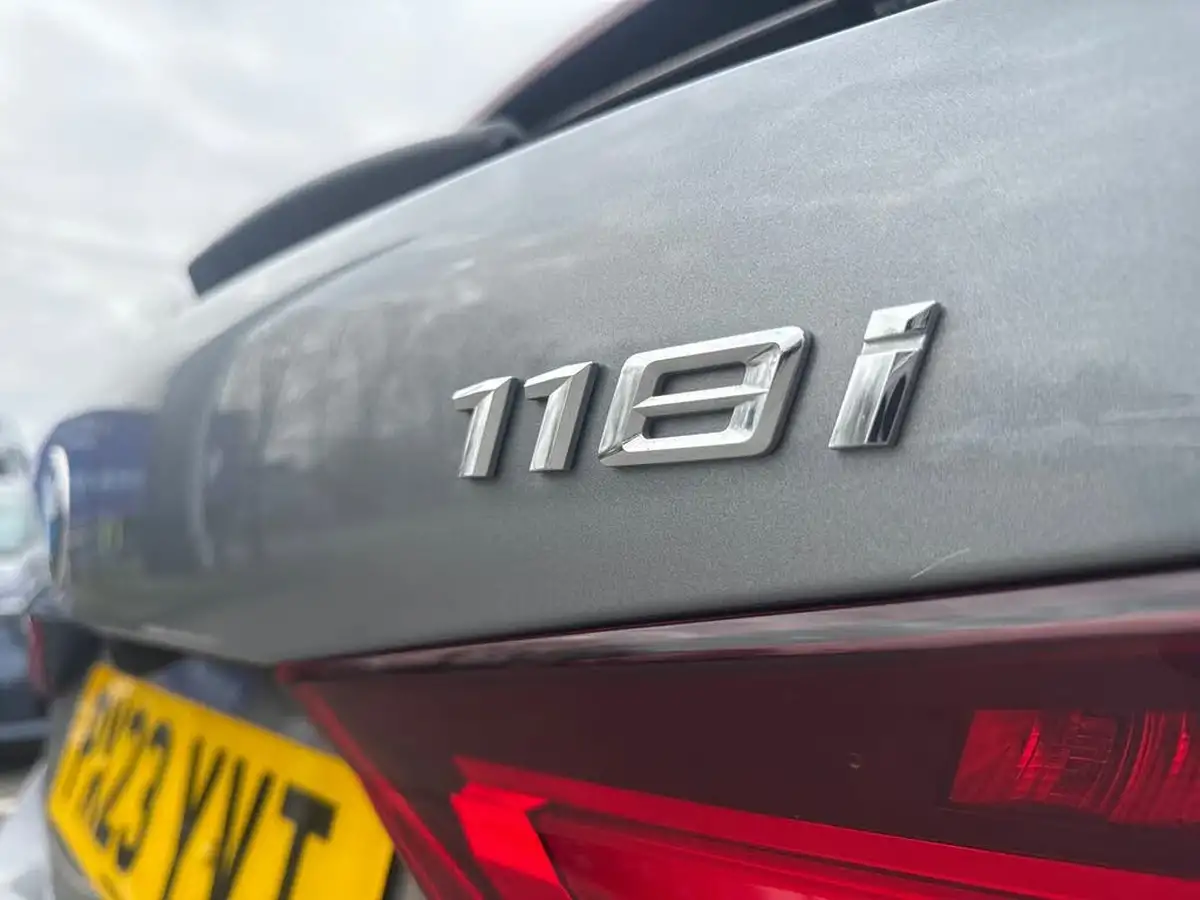 2023-bmw-1-series-15-118i-m-sport-lcp-dct-big-24