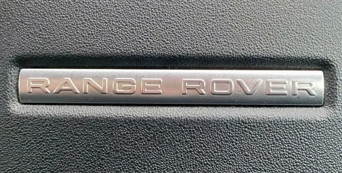 2018-land-rover-range-rover-evoque-20td4-se-tech-hatchback-5d-auto-big-31