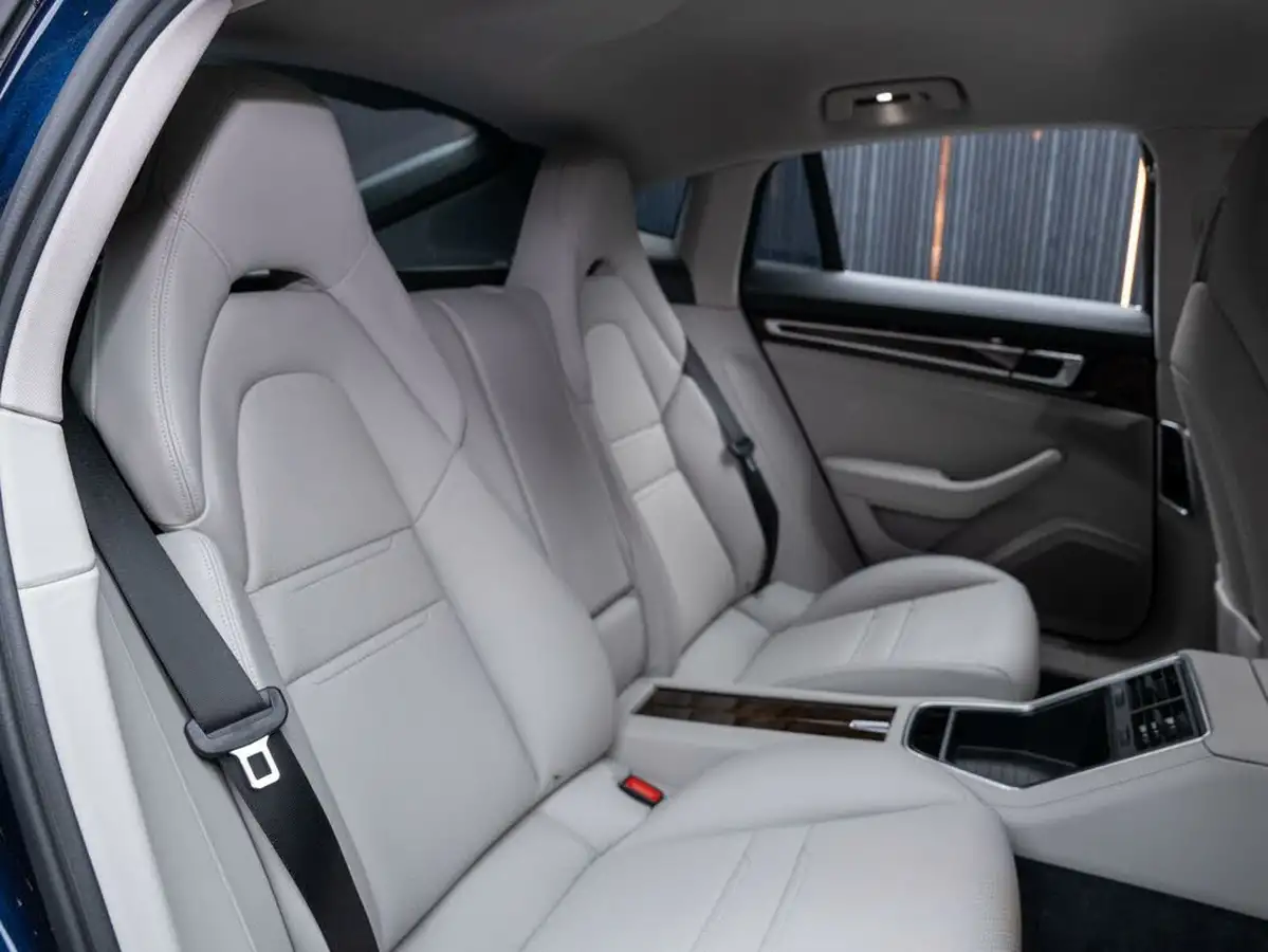 2022-porsche-panamera-30-4-e-hybrid-hatchback-big-21