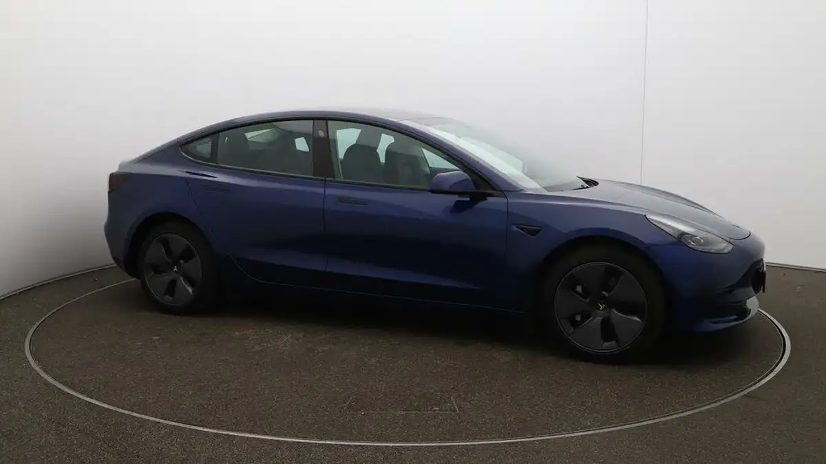 2021-tesla-model-3-e-standard-plus-big-36