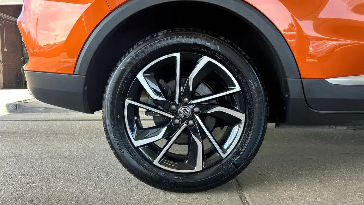 2023-mg-zs-suv-10t-gdi-exclusive-auto-big-18