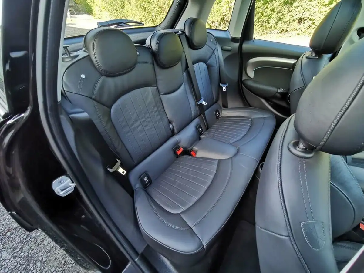 2021-mini-cooper-15-cooper-exclusive-series-ii-hatchback-5d-auto-big-33